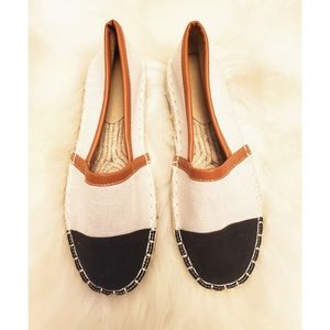 Espadrille flats